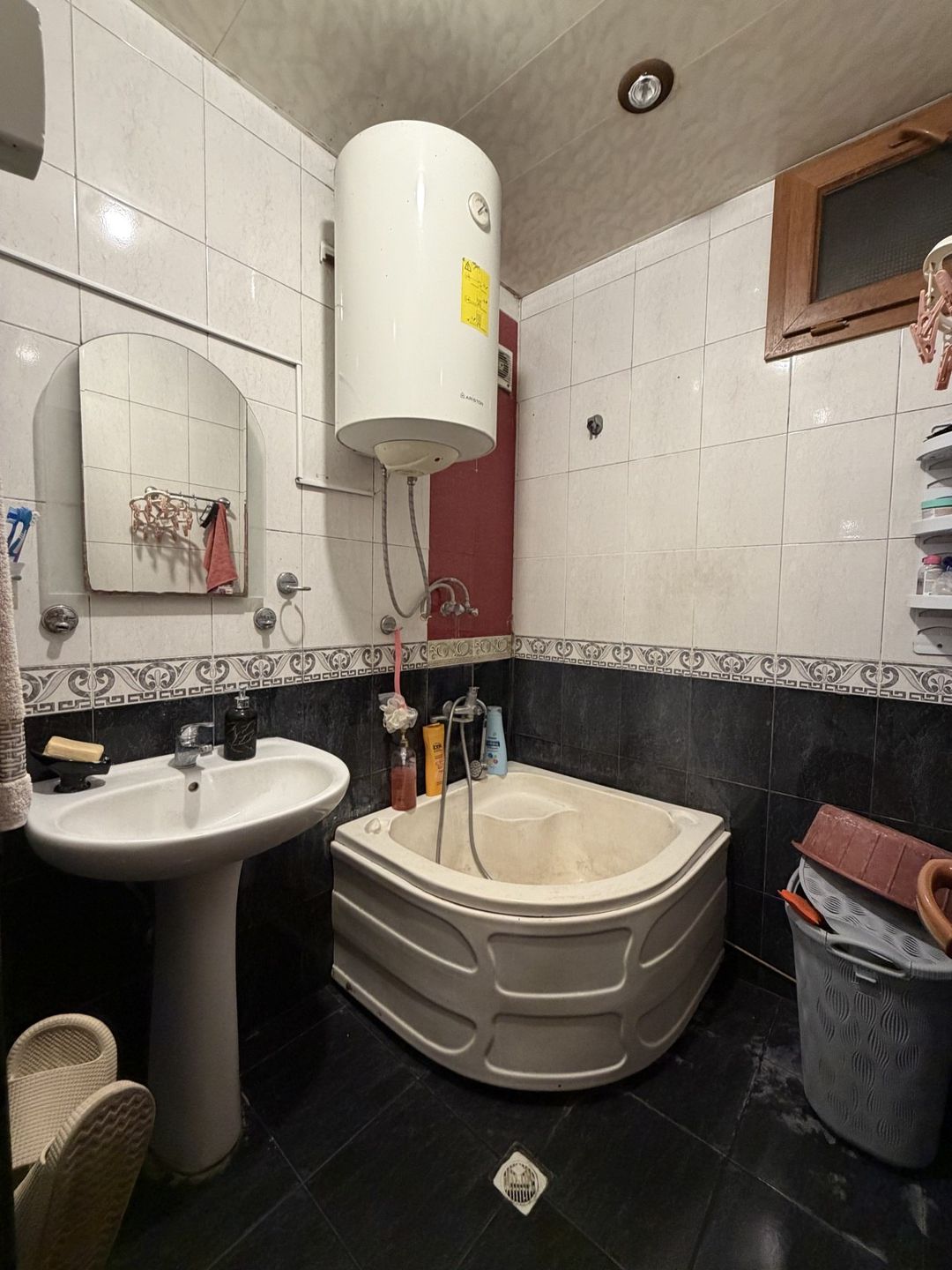Satılır 3 otaqlı köhnə tikili 80 m² — Mənzil, Bakı (10)