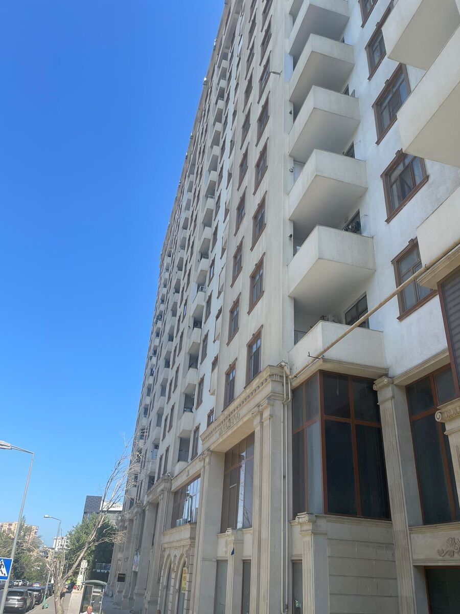 Satılır obyekt 200 m² — Əmlak, Bakı (6)
