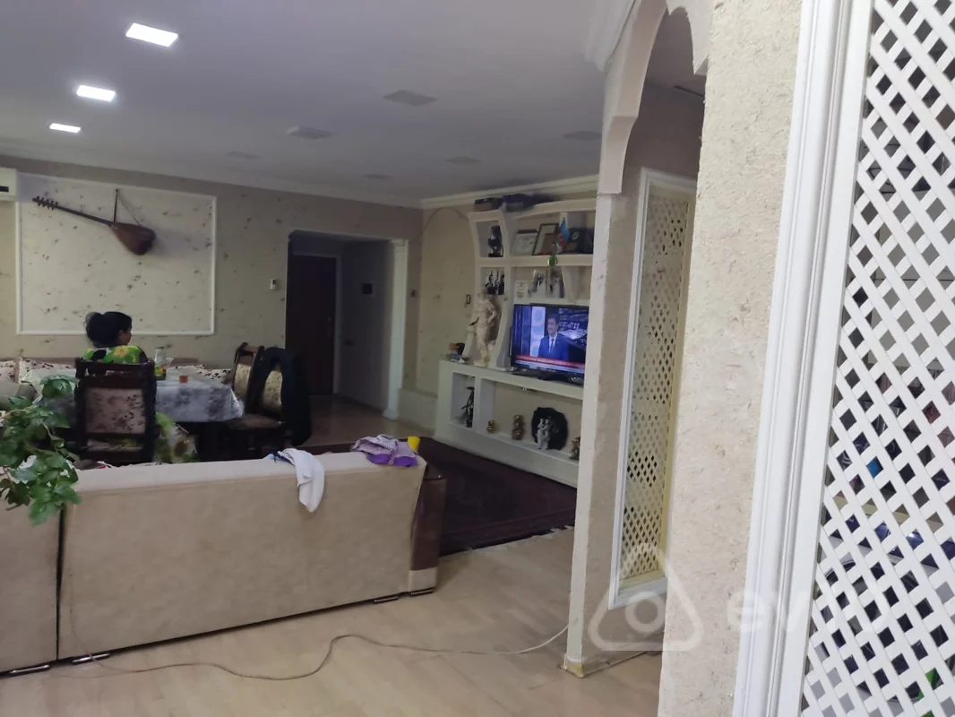 5 otaqlı mənzil, 160 m², Bülbül pr — Mənzil, Bakı (5)