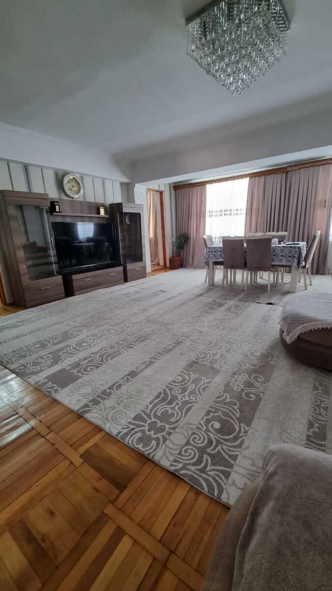 Satılır 4 otaqlı köhnə tikili 110 m² — Mənzil, Bakı (2)