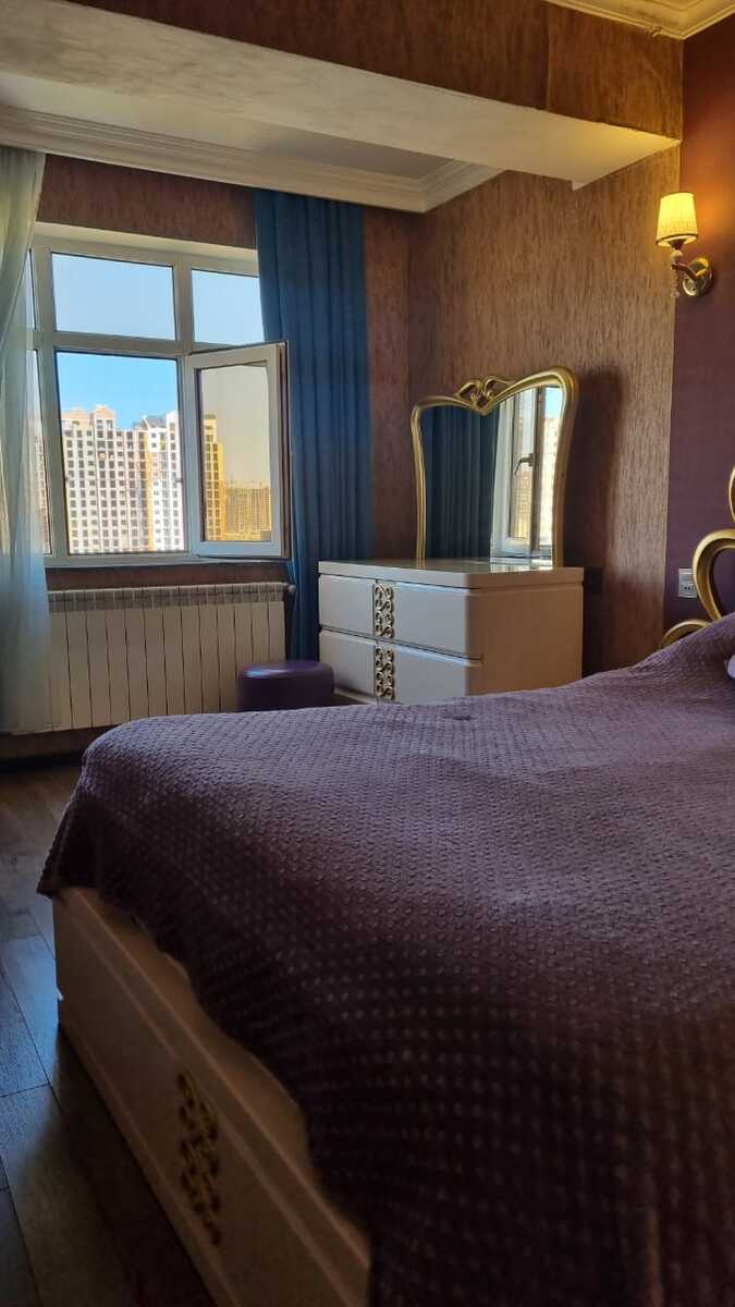 Satılır 4 otaqlı köhnə tikili 110 m² — Mənzil, Bakı (10)