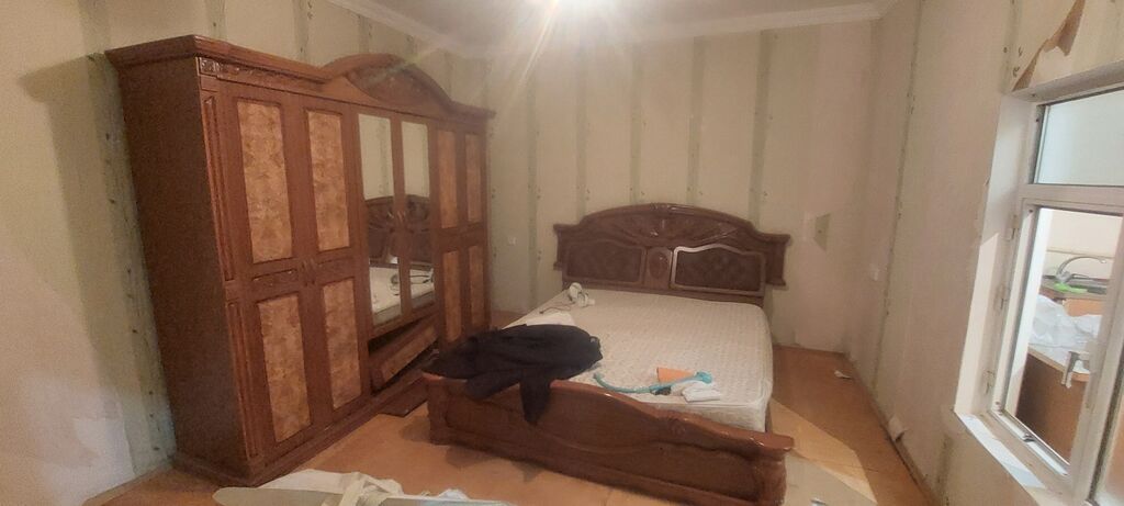 İşlənmiş — Qonaq otağı üçün, Bakı (4)