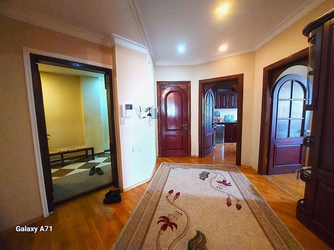 Satılır 3 otaqlı yeni tikili 150 m² — Mənzil, Bakı (9)