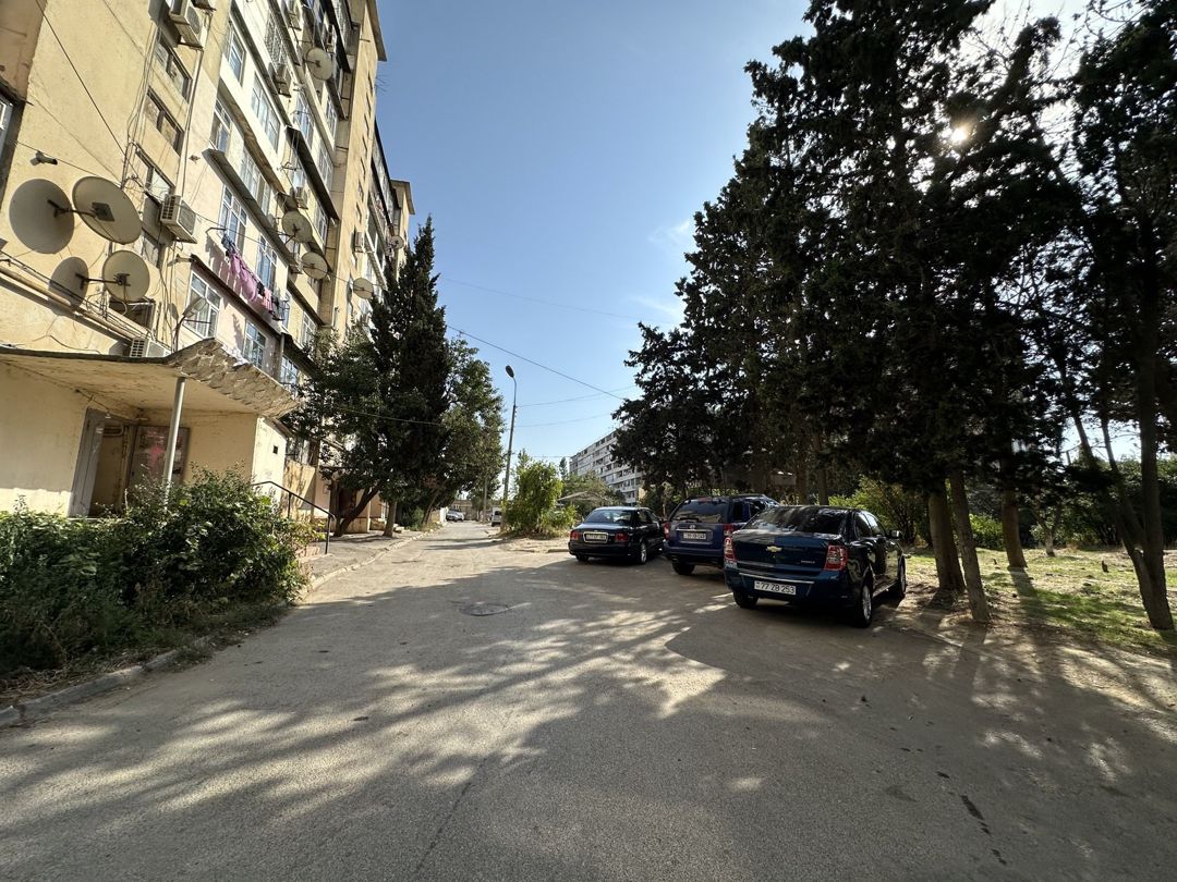 Satılır 5 otaqlı köhnə tikili 120 m² — Mənzil, Bakı (3)