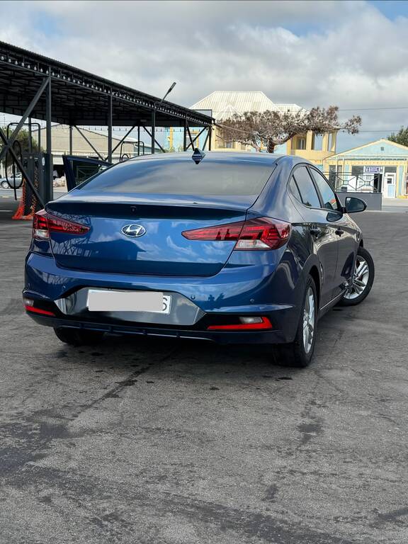 Hyundai Elantra, 2.0 L, 2020 il, 130 000 km — Avtomobillər, Bakı (4)
