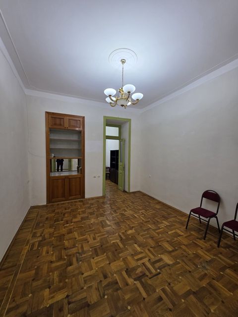 İcarəyə verilir obyekt 80 m² — Bakı