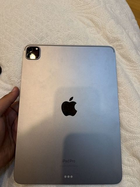 İşlənmiş Apple iPad Pro 11 (2022), 11", 128 GB, Ünvandan götürmə — Bakı
