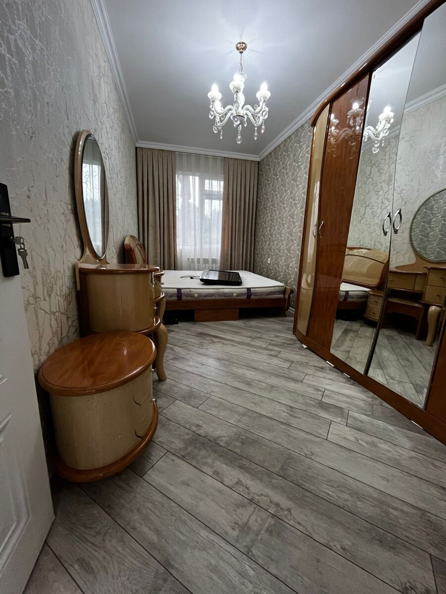 Satılır 2 otaqlı köhnə tikili 55 m² — Mənzil, Bakı (3)