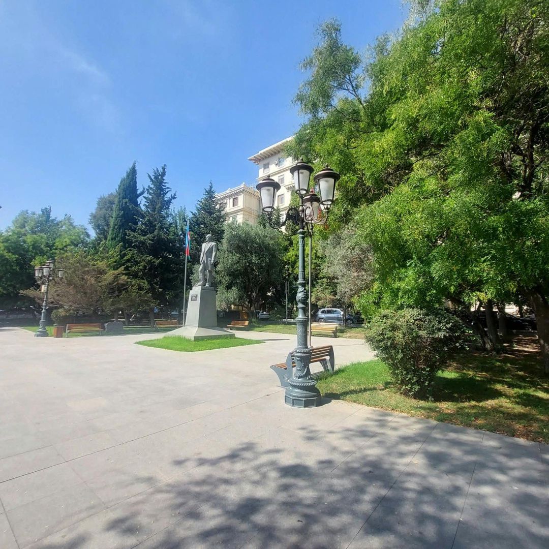 Satılır 2 otaqlı köhnə tikili 90 m² — Mənzil, Bakı (2)