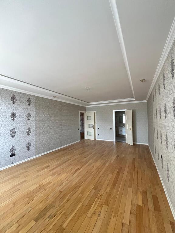 Satılır 5 otaqlı yeni tikili 300 m² — Mənzil, Bakı (11)