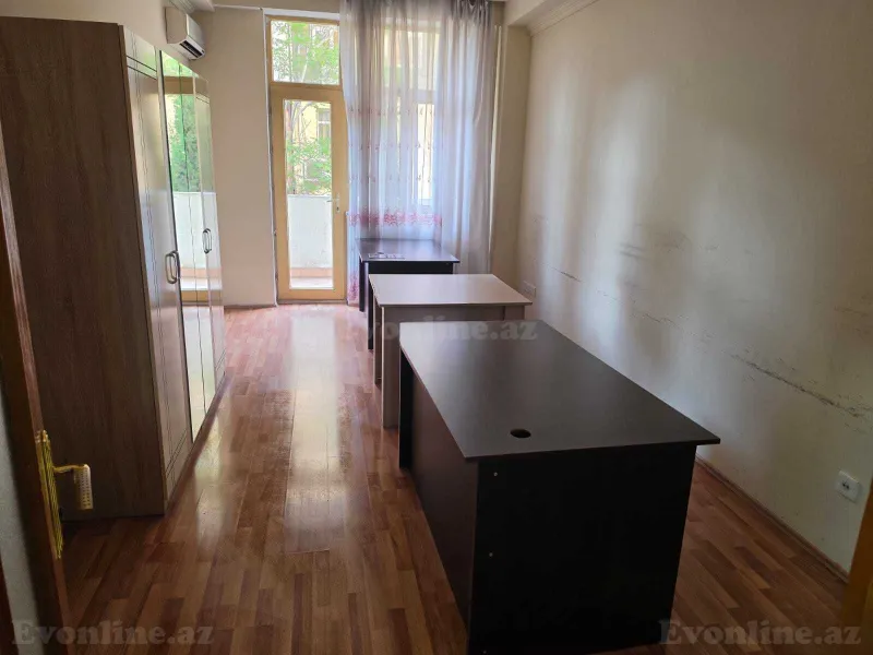 Kirayə verilir 5 otaqlı Mənzil Yeni tikili 180 m² Bakı, Nəsimi r., 28 May m — Mənzil, Bakı (3)