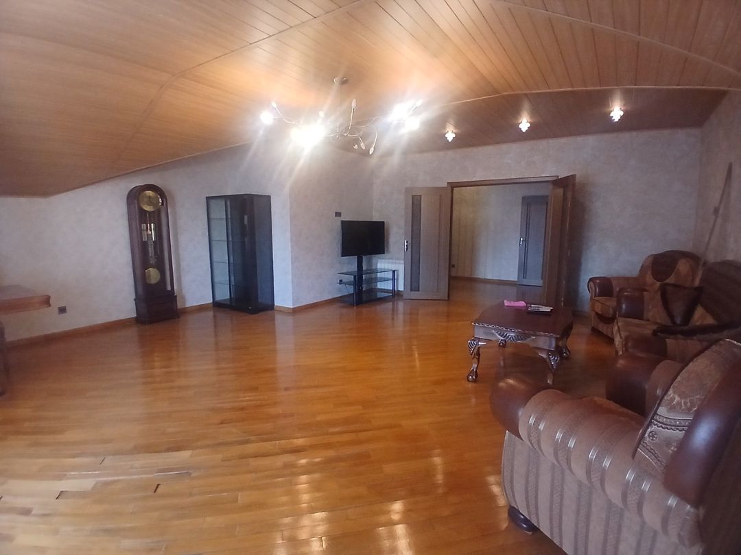 Satılır 3 otaqlı yeni tikili 200 m² — Mənzil, Bakı (2)