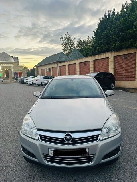 Opel Astra, 1.4 L, 2008 il, 335 000 km — Bakı