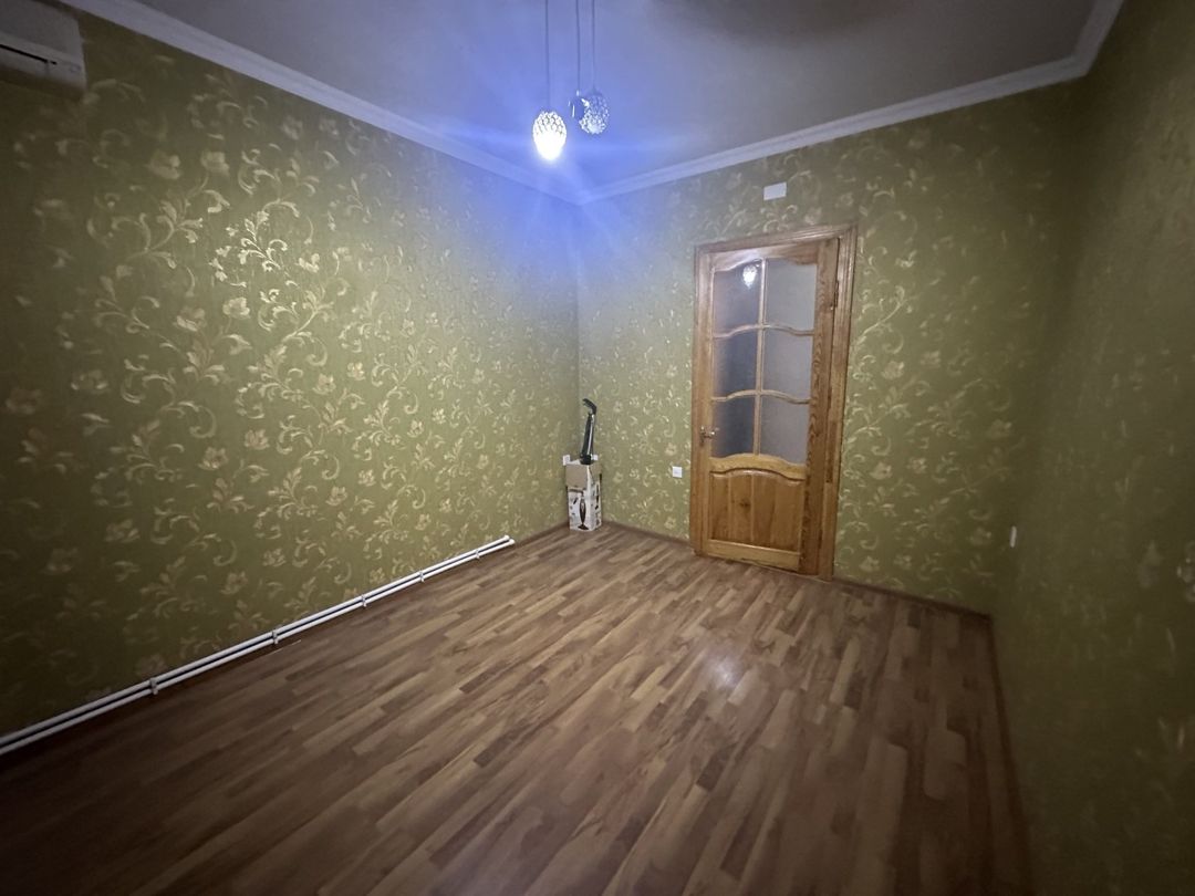 Satılır 2 otaqlı köhnə tikili 56 m² — Mənzil, Bakı (5)