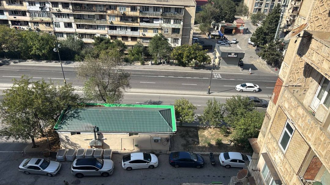 Satılır 2 otaqlı köhnə tikili 70 m² — Mənzil, Bakı (10)
