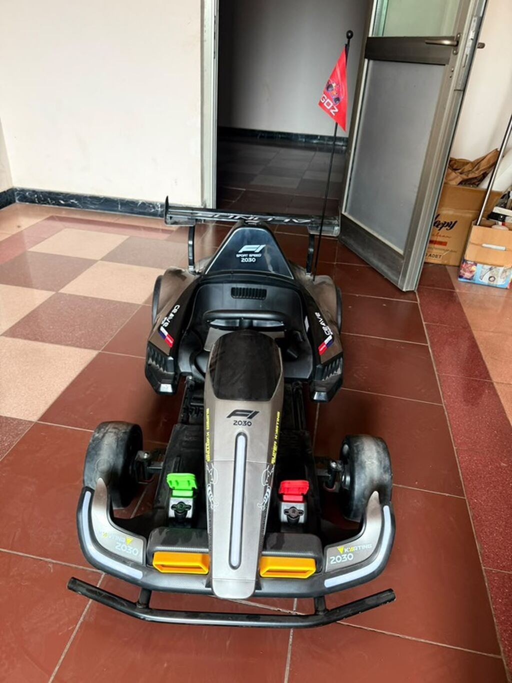 Uşaq elektrik go-kartı – “F1 Sport Speed 2030” dizaynı - Real yarış — Uşaq avtomobilləri, Bakı (3)