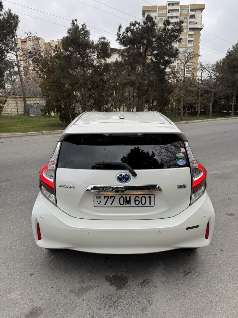 Toyota Aqua, 1.5 L, 0.87 kWh, 2019 il, 83 000 km 77-OM-601 — Avtomobillər, Bakı (9)
