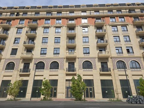 Ağ şəhər, 4 otaqlı, Yeni tikili, m. Xətai, 152 kv. m — Bakı