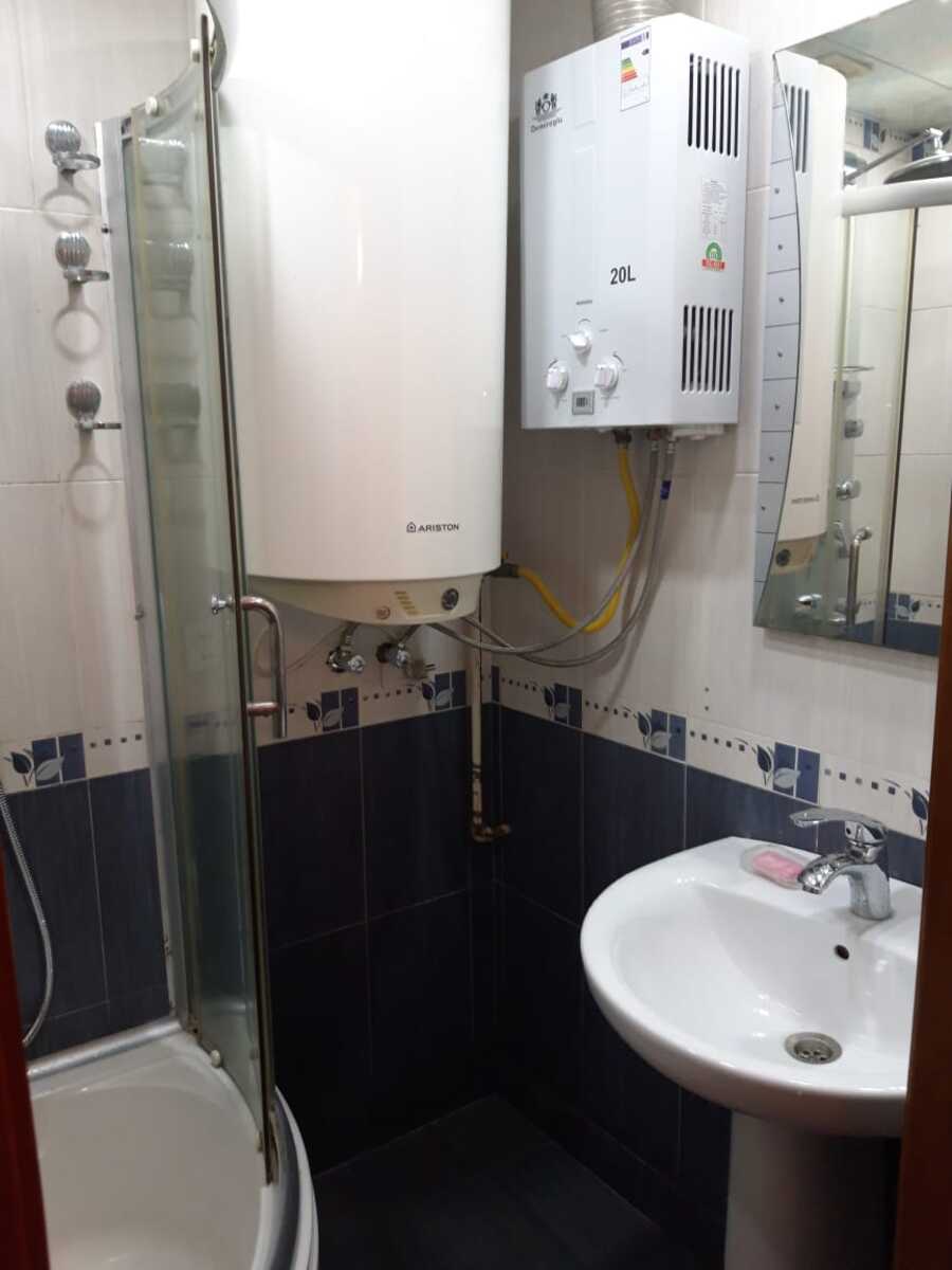 Satılır 2 otaqlı köhnə tikili 50 m² — Mənzil, Bakı (6)