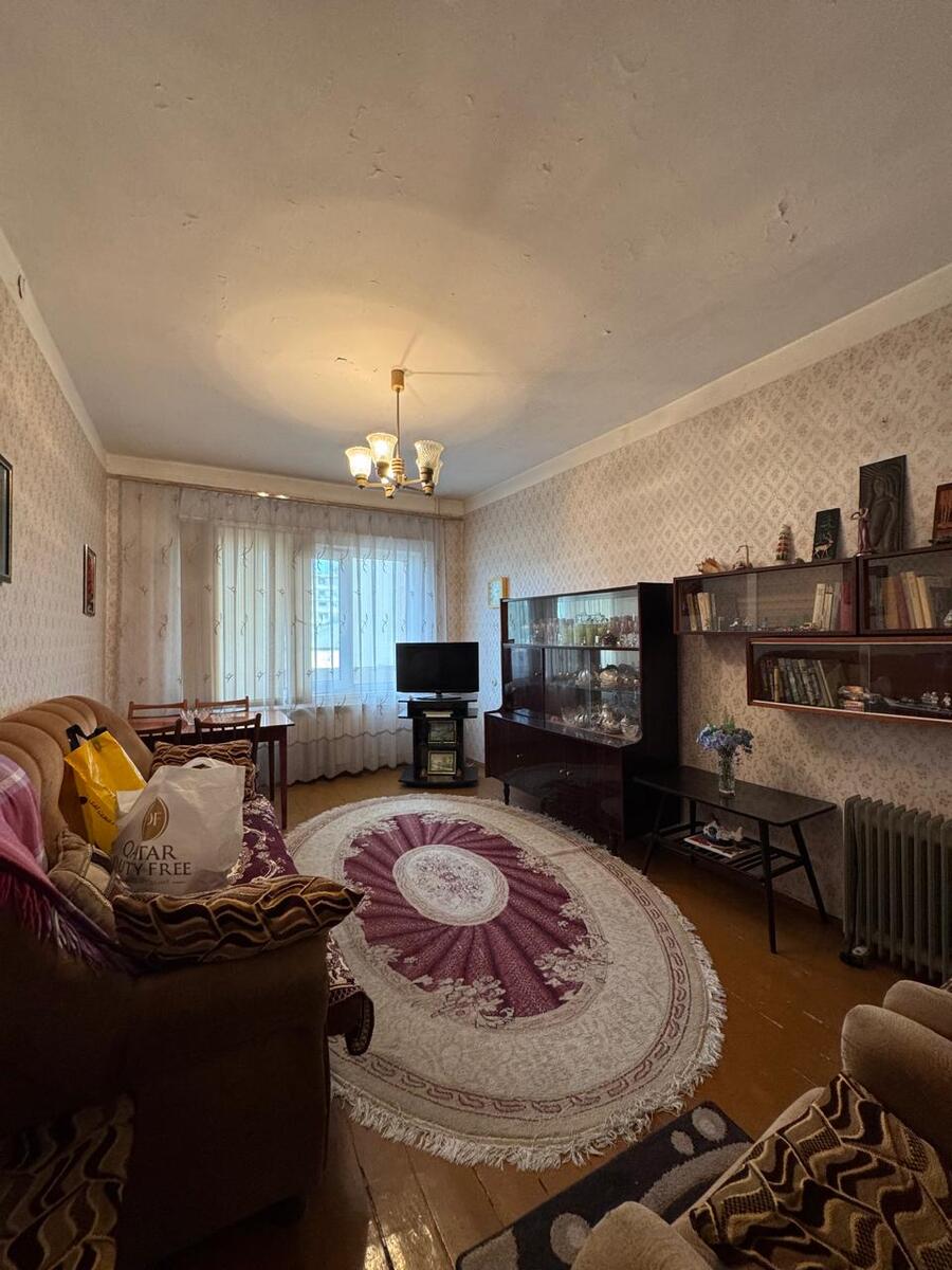 Satılır 3 otaqlı köhnə tikili 65 m² — Mənzil, Bakı