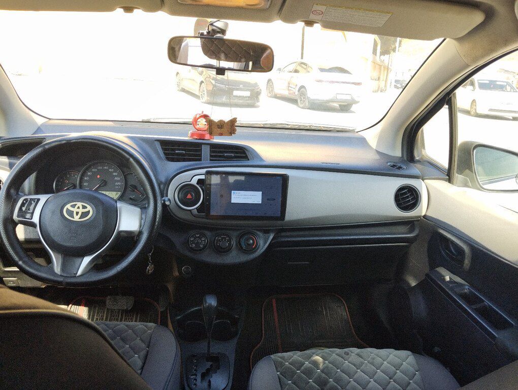 Toyota Yaris, 1.3 L, 2012 il, 405 000 km — Avtomobillər, Bakı (9)