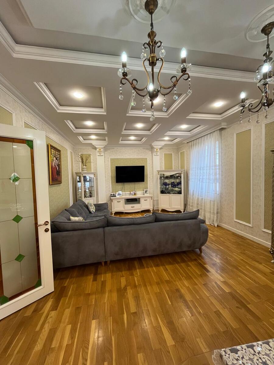 Satılır 5 otaqlı həyət evi/bağ evi 360 m² — Ev, villa, Bakı (7)