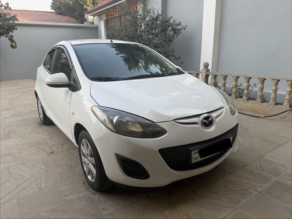 Mazda 2, 1.5 L, 2011 il, 210 000 km — Avtomobillər, Bakı (2)