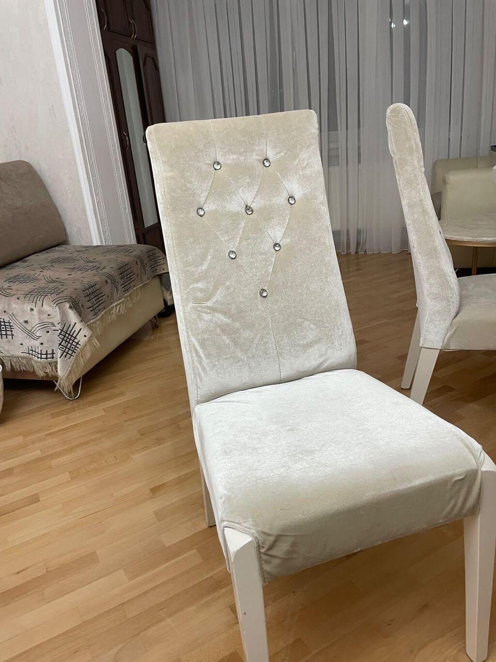 *ZB* *8 Eded Stul* Qiymet *250 azn* unvan Razin — Stullar, Bakı