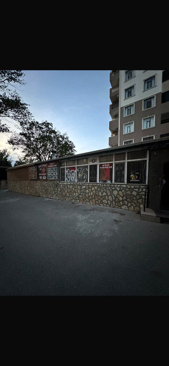 Satılır obyekt 420 m² — Əmlak, Bakı