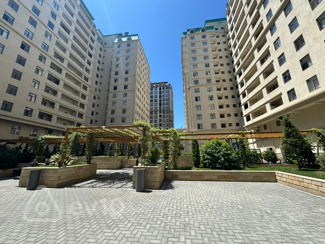 3 otaqlı mənzil, 115 m², Qarabağ küçəsi — Bakı