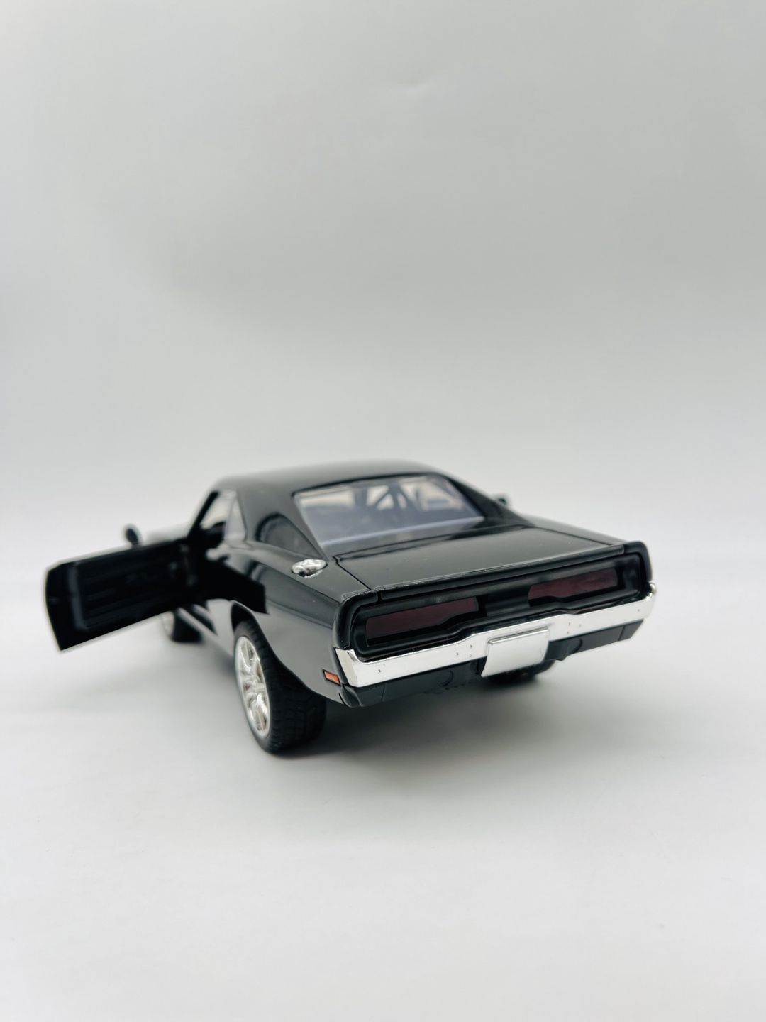 Maşın Dodge Charger, metal, qara — Mallar, Bakı (2)