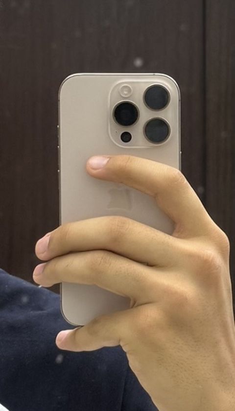 IPhone 16 Pro, 256 GB, Desert Titanium, Face ID — Bakı