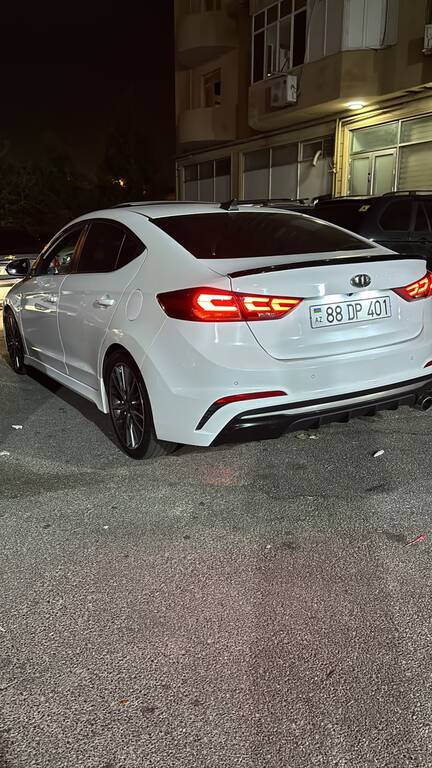 Hyundai Elantra, 1.6 L, 2017 il, 154 000 km 88-DP-401 — Avtomobillər, Bakı (5)