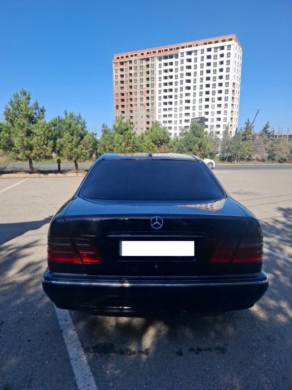 Mercedes E 240, 2.4 L, 2000 il, 310 000 km — Avtomobillər, Sumqayıt (9)