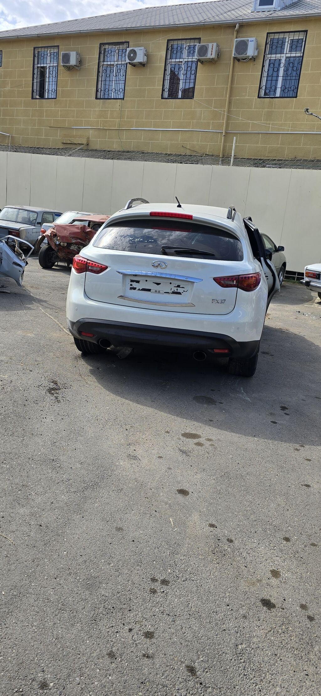 Infiniti FX37: 3.7 l 2011 il 250 km Krossover — Avtomobillər, Ağcabədi (4)