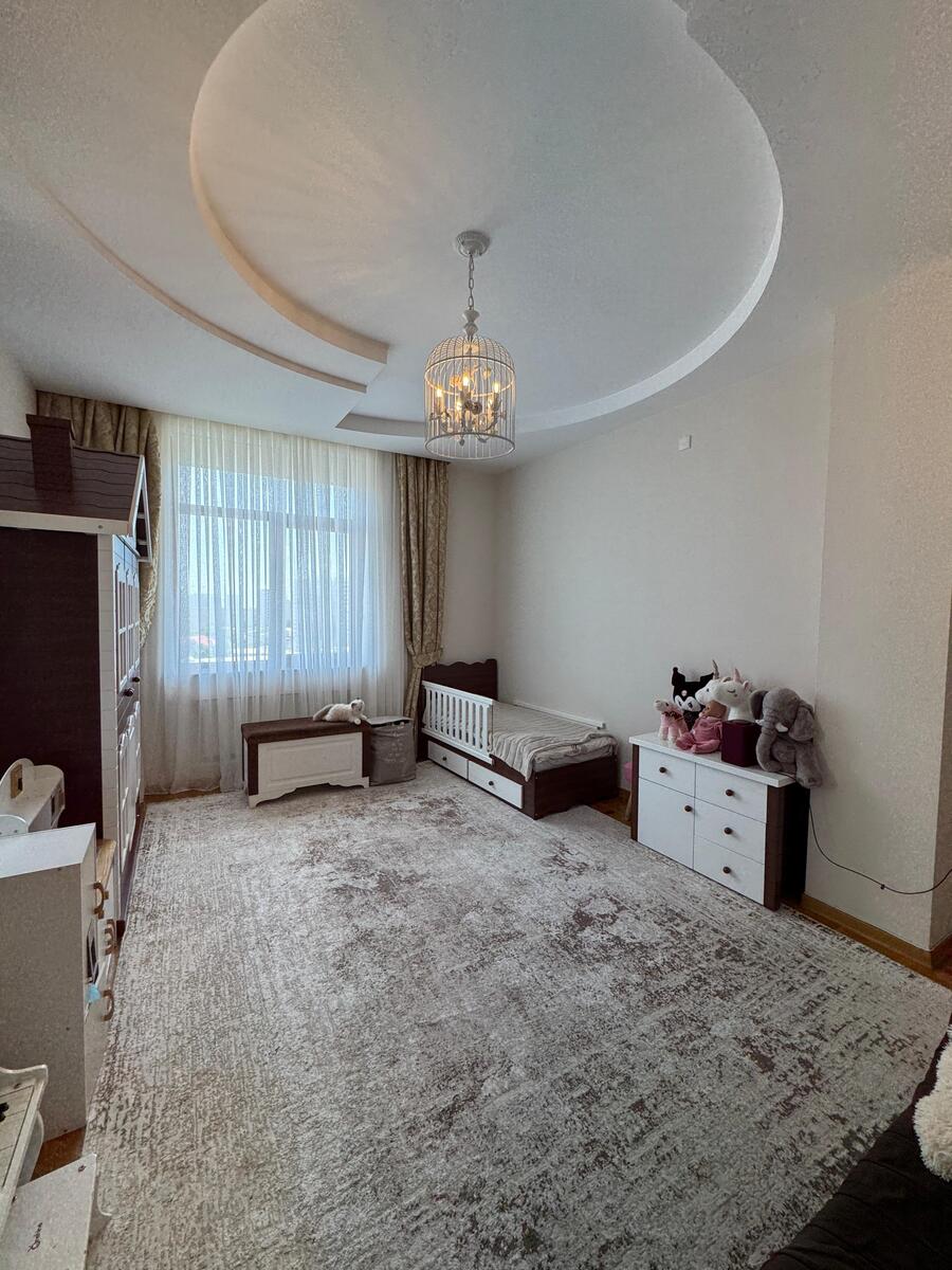 Satılır 6 otaqlı yeni tikili 360 m² — Mənzil, Bakı (3)