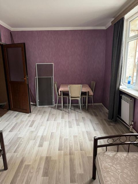 Satılır 1 otaqlı köhnə tikili 30 m² — Bakı