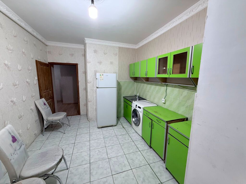 Bakı, Binəqədi qəs., 3 otaqlı, Köhnə tikili, m. Azadlıq Prospekti, 80 kv. m — Mənzil, Bakı (3)