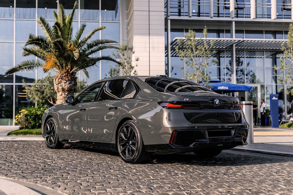 BMW i7, 105.7 kWh, 2023 il, 26 000 km — Avtomobillər, Bakı (4)