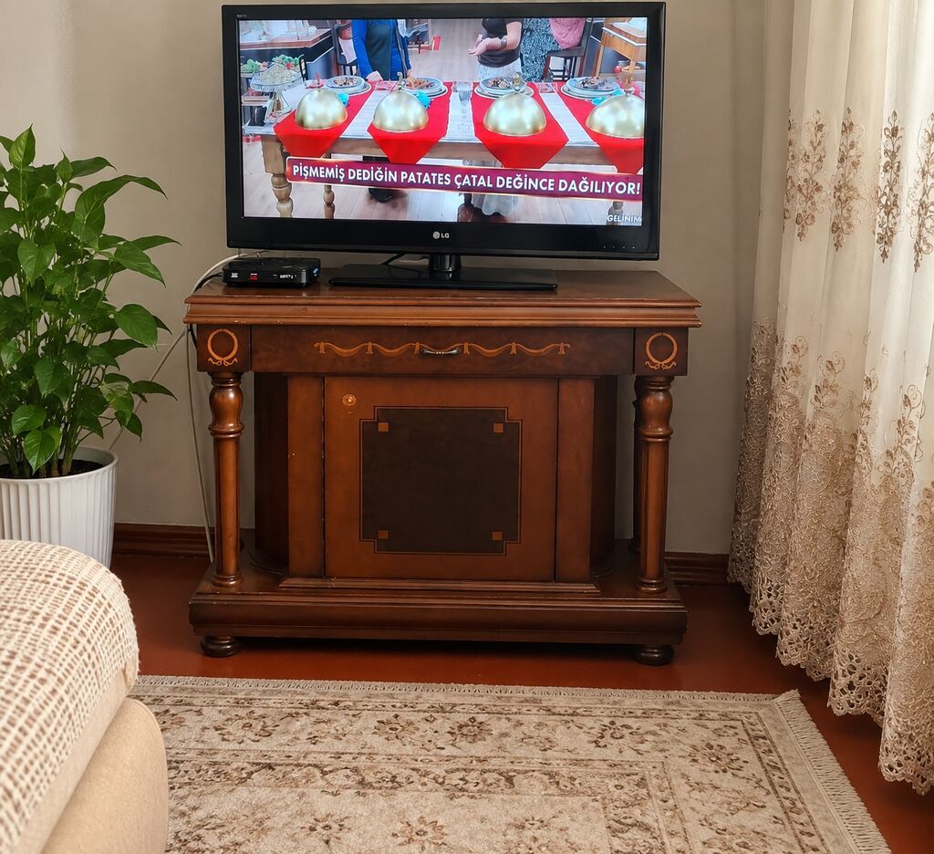 Qonaq desti Malaziya Stullar 8 eded ayri alinib Deste — Digər, Bakı (2)