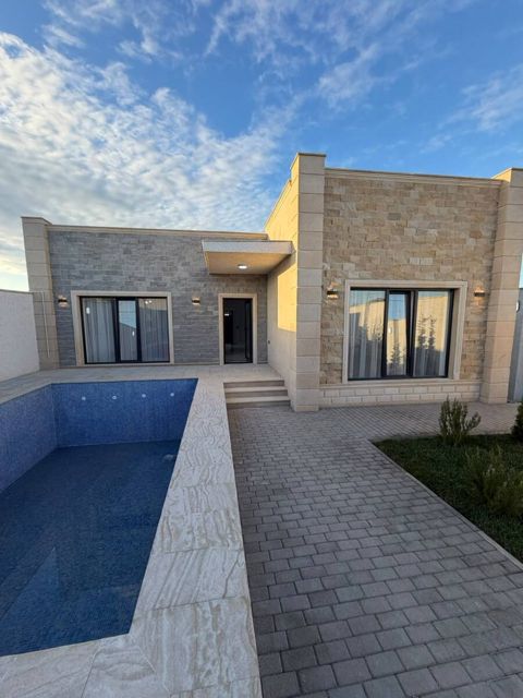 Satılır 4 otaqlı həyət evi/bağ evi 120 m² — Bakı