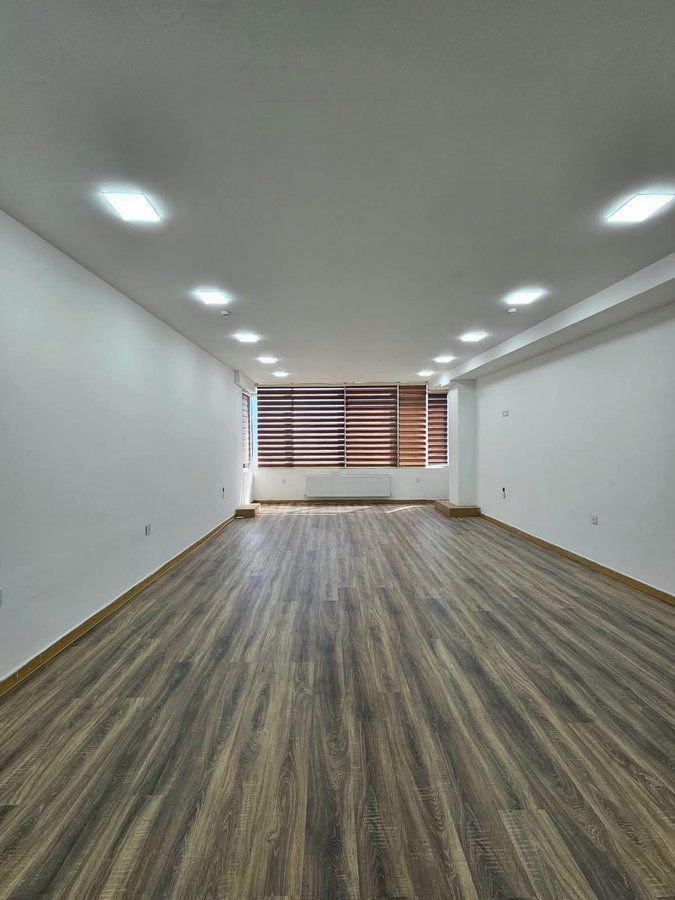Ofis icarəyə verilir, 400 m², Xətai rayon,Ağ ş. qəs. Babək prospekti, Bakı — Ofis, Bakı (2)