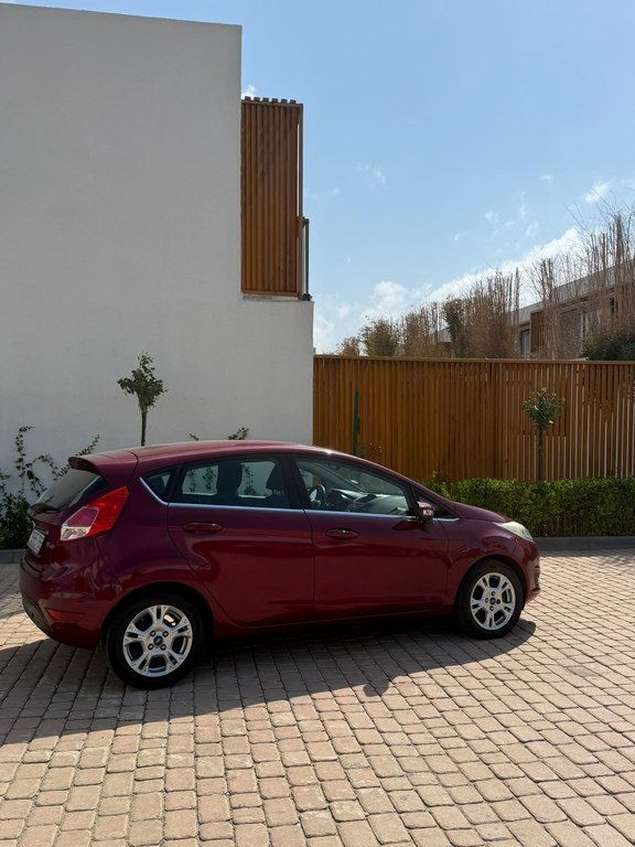 Ford Fiesta, 1.6 L, 2014 il, 150 000 km 99-RE-786 — Avtomobillər, Bakı (4)