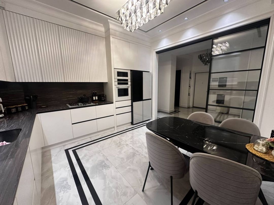 Satılır 4 otaqlı yeni tikili 180 m² — Mənzil, Bakı (5)