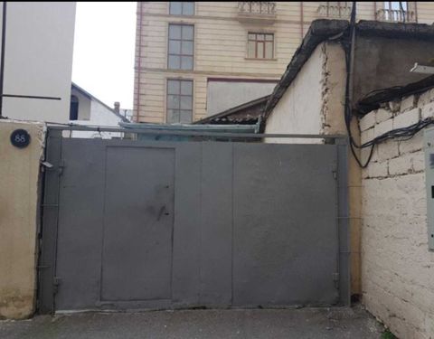 Satılır 2 otaqlı həyət evi/bağ evi 28 m² — Bakı