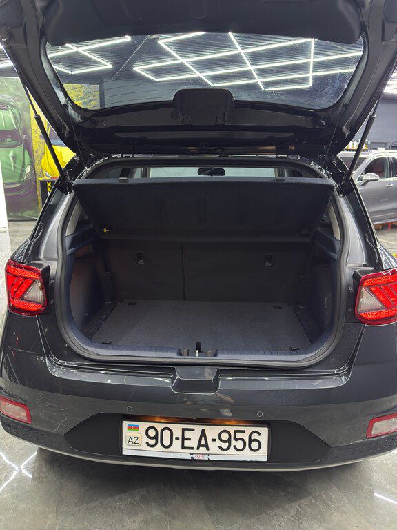 Hyundai Venue, 1.6 L, 2021 il, 80 000 km 90-EA-956 — Avtomobillər, Bakı (11)