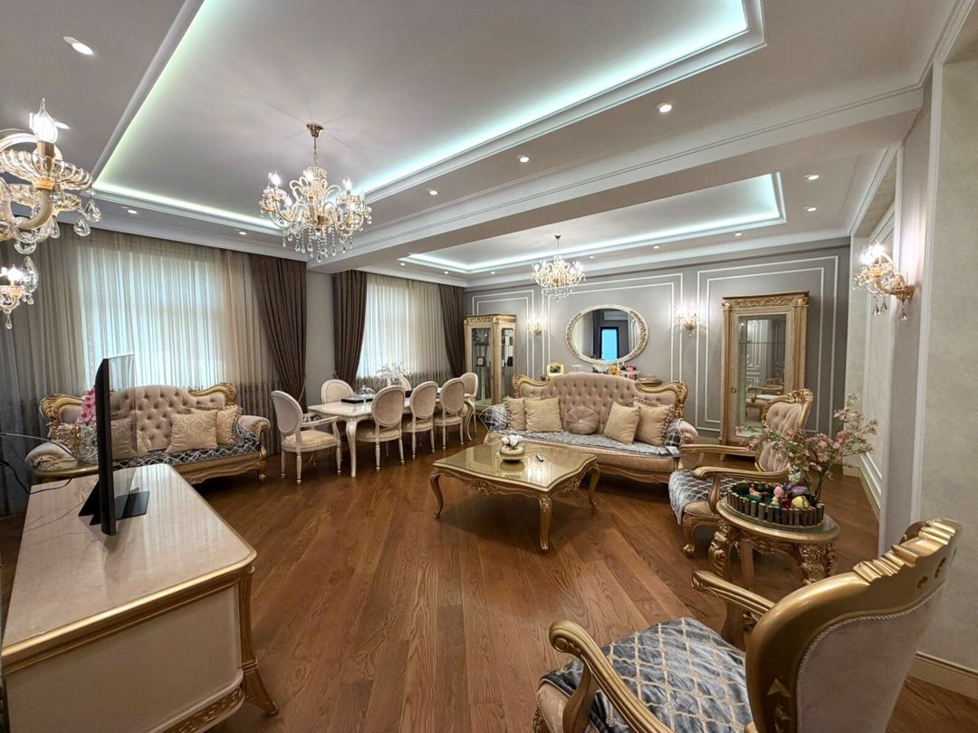 Satılır 4 otaqlı yeni tikili 178 m² — Mənzil, Bakı (2)