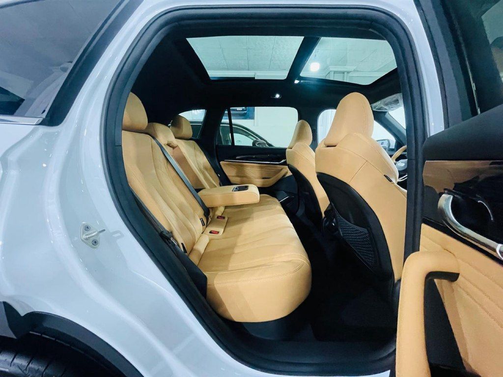 Geely Monjaro, 1.5 L, 1.64 kWh, 2026 il, yeni — Avtomobillər, Bakı (11)
