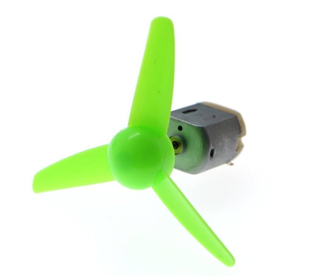 DC Motor və Yaşıl Pərvanə Dəsti 3 V – 6 V - Gərginlik aralığı: 3–6 — Mühərriklər, Bakı