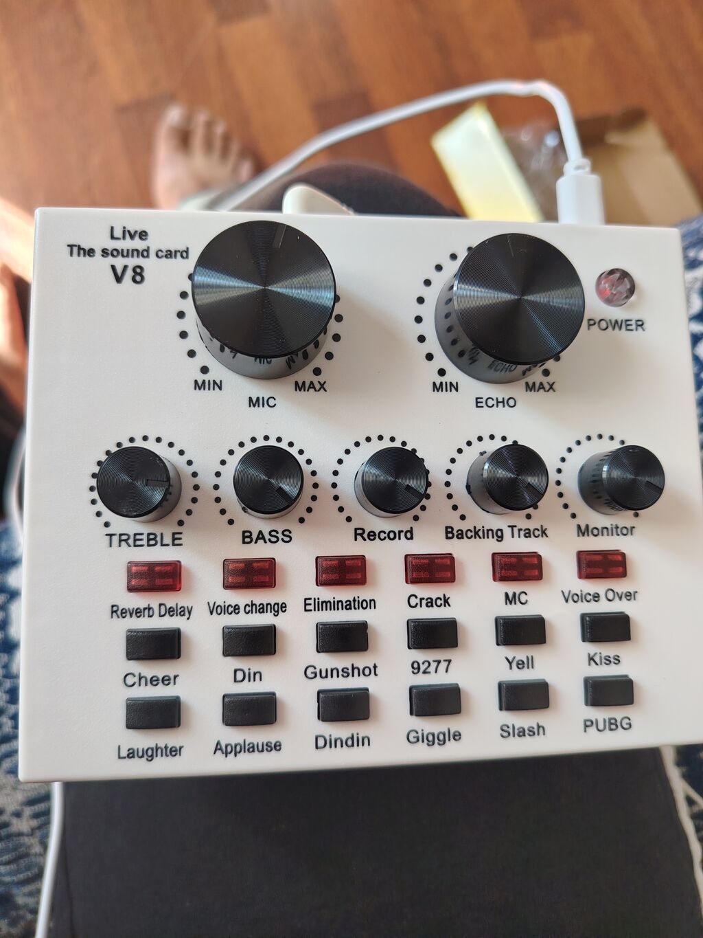 Elan Ünvanı:tərtər V8 Live səs kartı - Canlı yayım, podcast, oyun — Studiya və konsert üçün, Tərtər